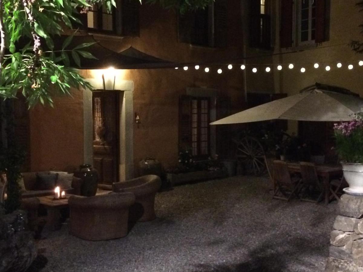 Couette-café Le Val D'ailleurs